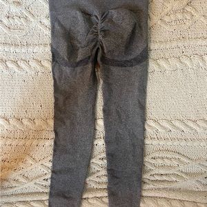 Butt scrunch leggings